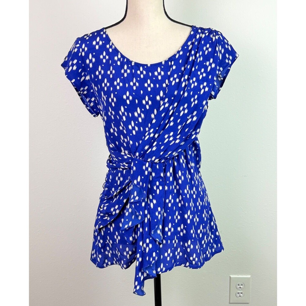 Anthropologie Edme & Esyllte 100% Silk Blue Motif Print Top Ruffle Sz 10 NWT